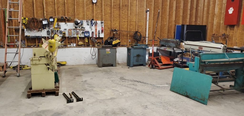 Sheet metal fabrication workshop for HVAC ductwork